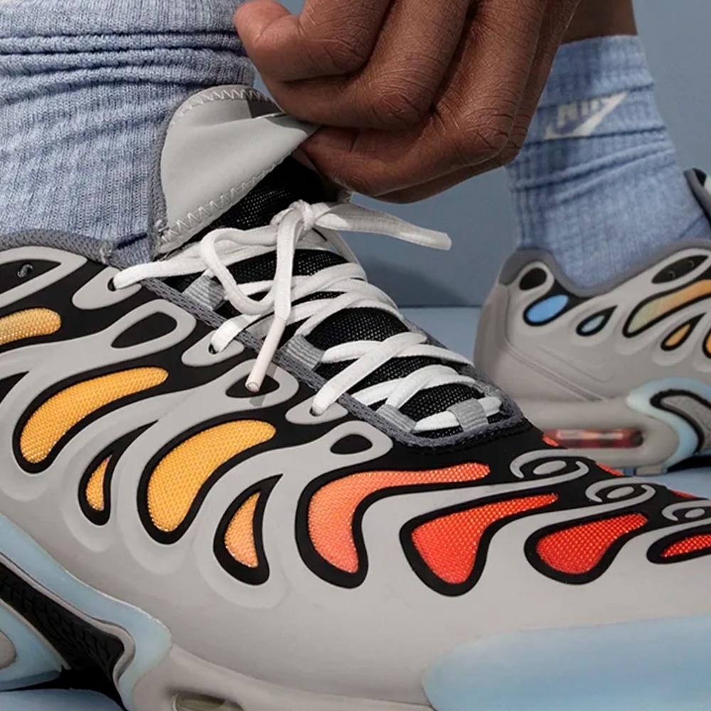 Nike Air Max Plus drift Grey Multicolor - Picture 2 of 6